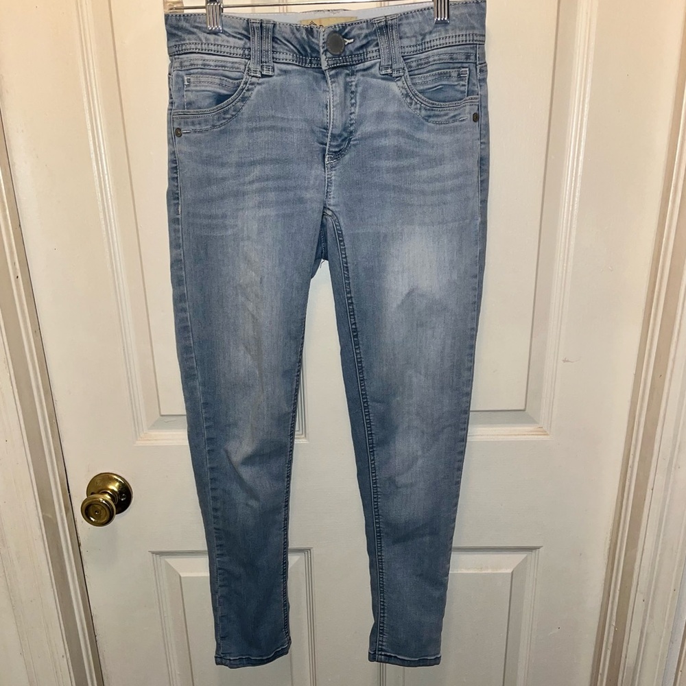 DEMOCRACY Women’s Ab Technology. Cropped Denim Jeans. Sz 2. Waist 28.
